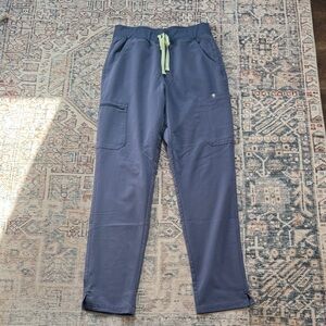 Women’s skinny scrub pants. High waisted